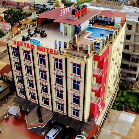 Safyad Hotel Yaoundé Exteriör bild