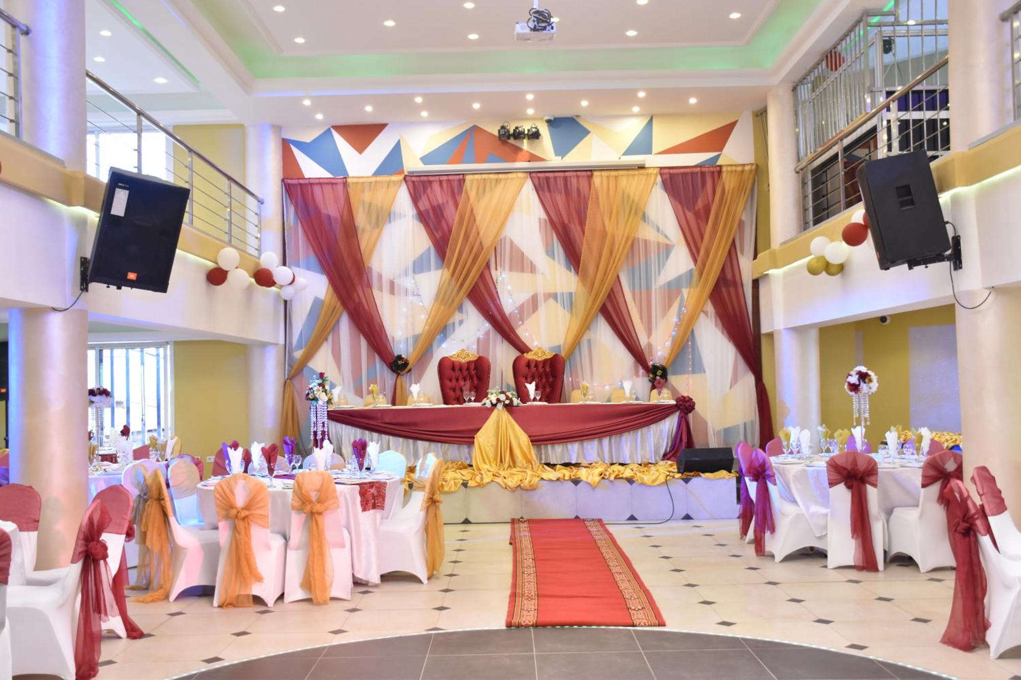 Safyad Hotel Yaoundé Exteriör bild
