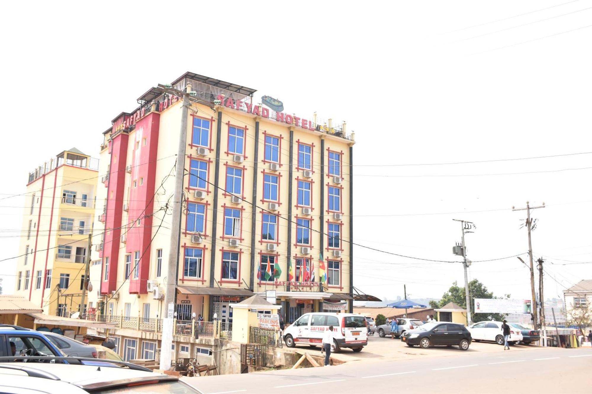Safyad Hotel Yaoundé Exteriör bild