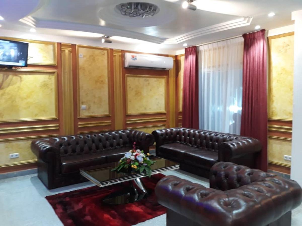 Safyad Hotel Yaoundé Exteriör bild